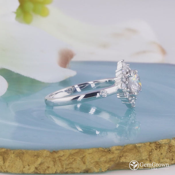 Gatsby Style Round Cut Halo Engagement Ring
