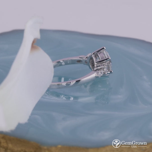 Art Deco Style 2 Ct Round Cut Engagement Ring