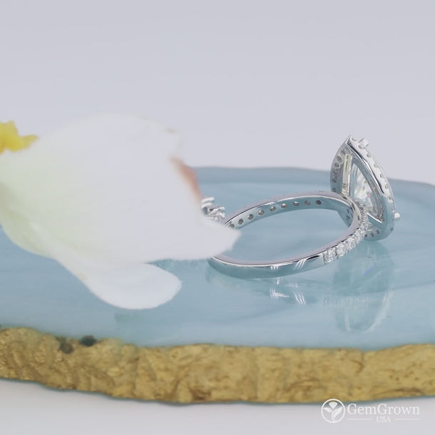 Pear Shaped Halo Wedding Ring Set