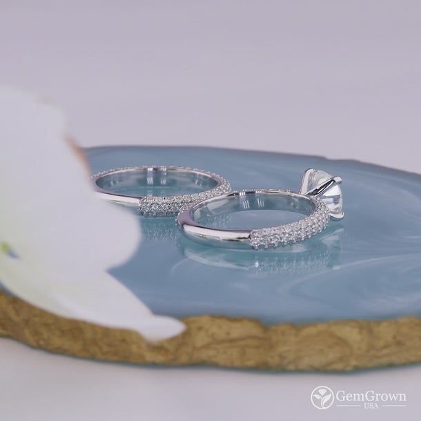 Round Cut Solitaire Engagement Ring Set